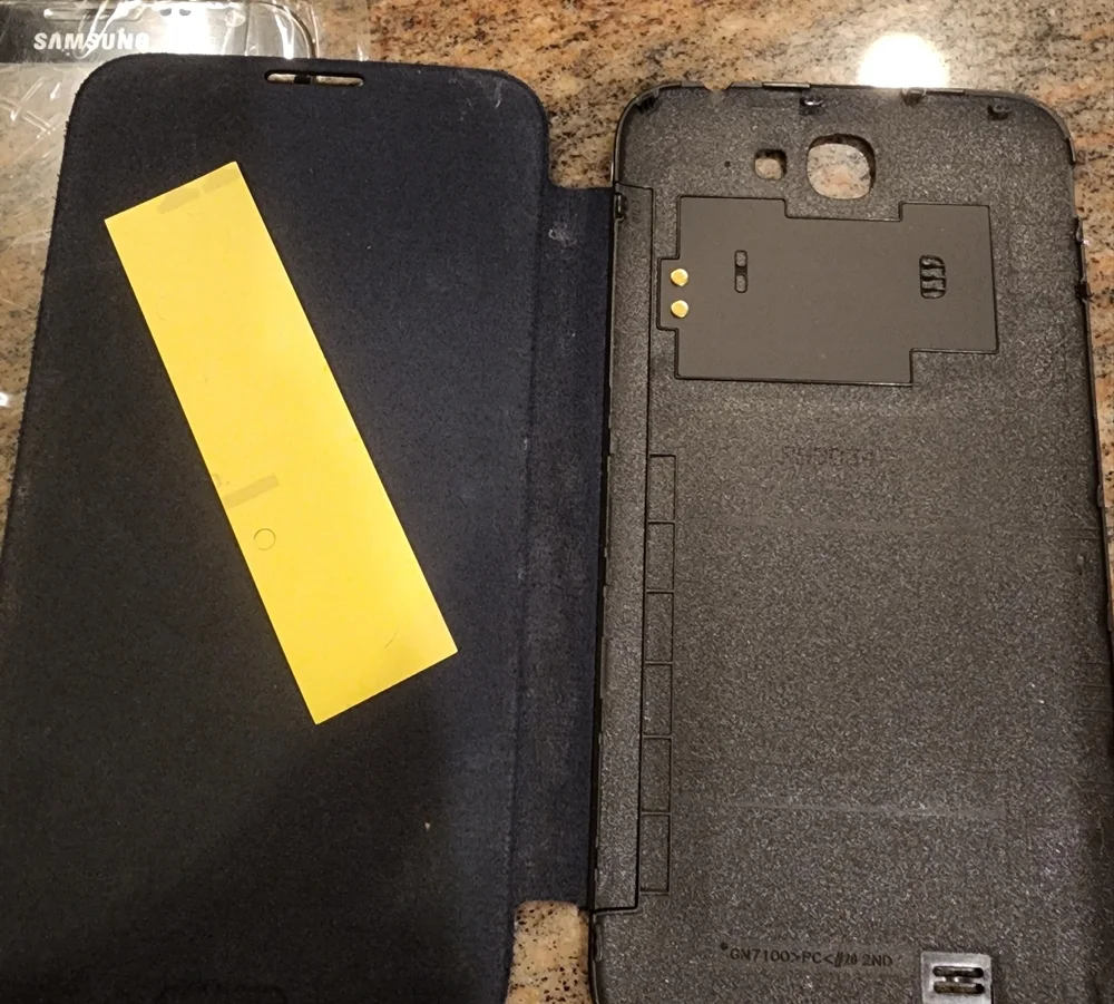 Case and screen protector for Samsung Galaxy note 2